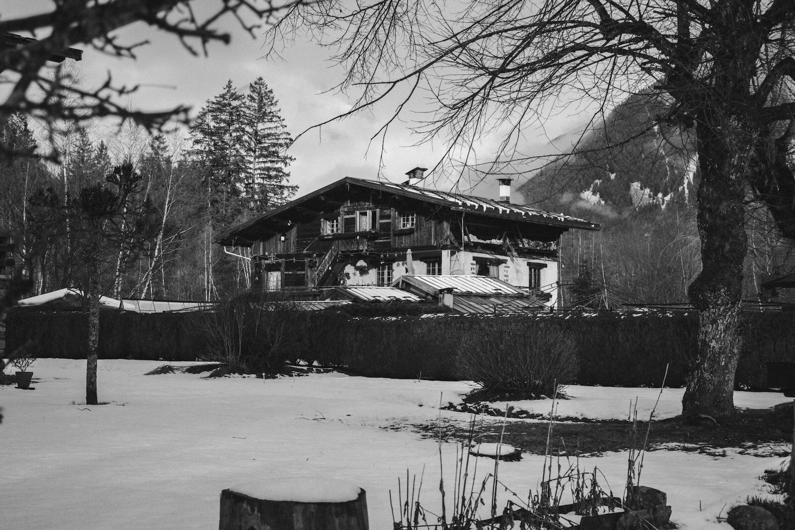 maison chamonix noir et blanc photographie